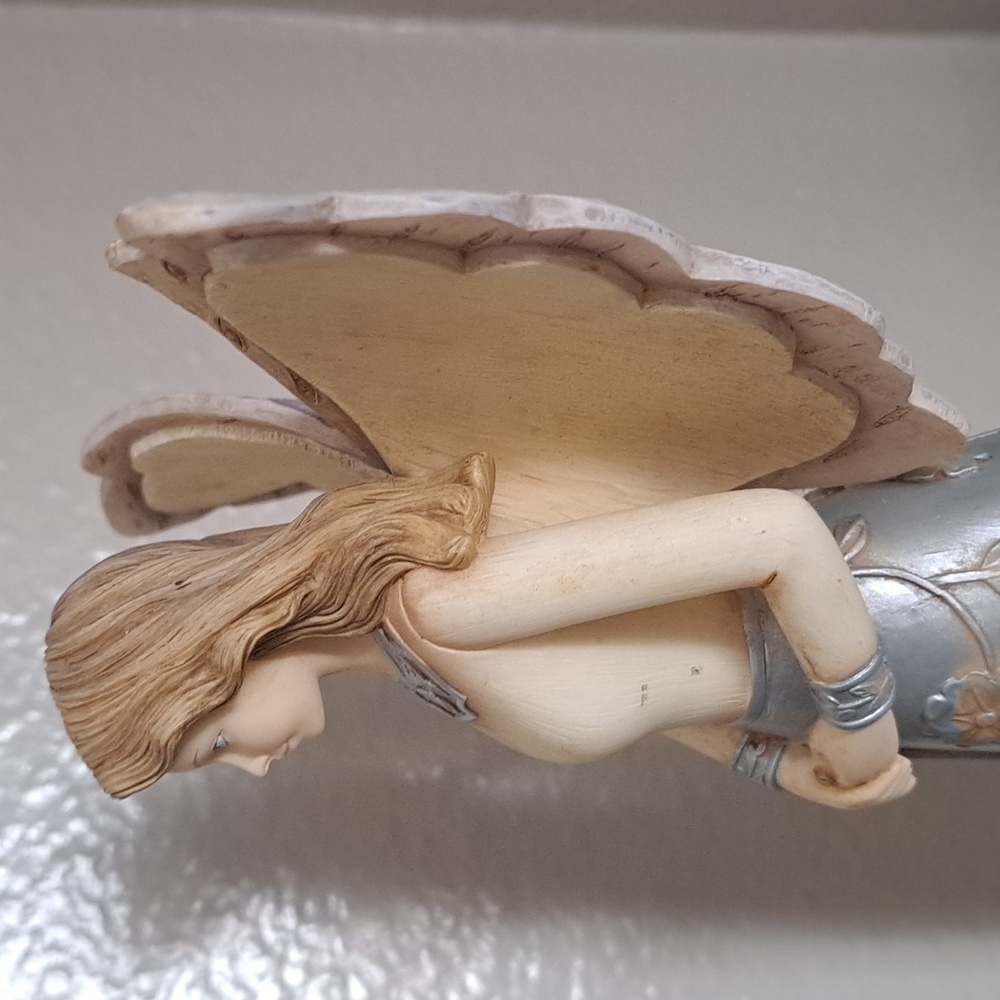 Mother Angel Figurine by Element's 2006 Mother's Fill Our Lives with Love